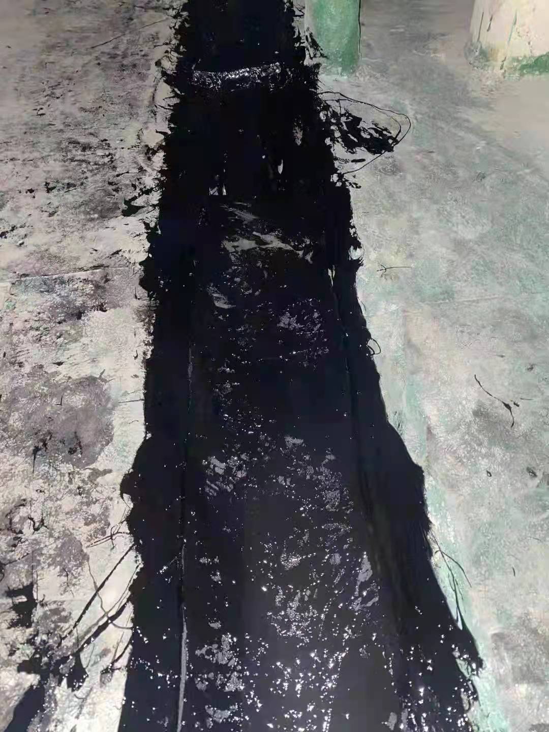 金属膨胀节酸水泄漏治理：桐油凝胶+高分子材料的复合修复技术